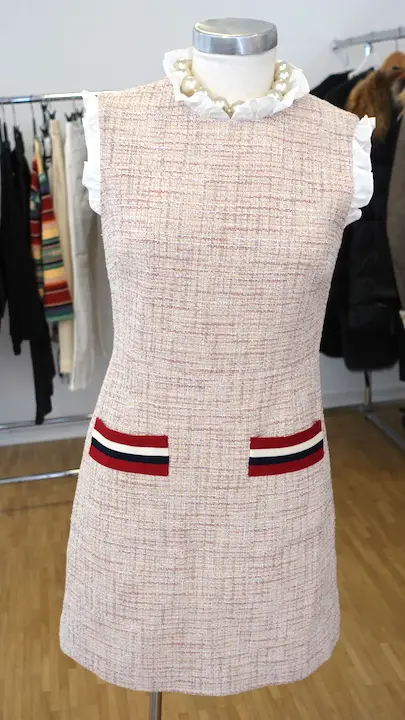 Här är en kul klänning för dig kan tänka dig köpa secondhand-kläder i Stockholm.